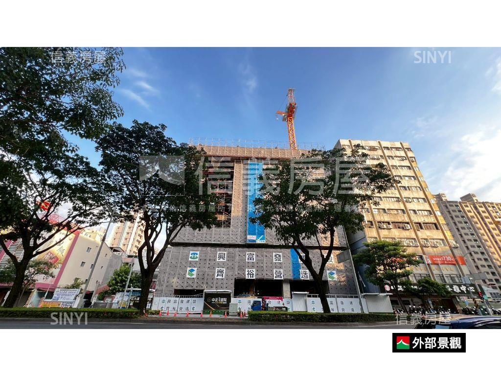 中正１號院次高樓三房平車房屋室內格局與周邊環境