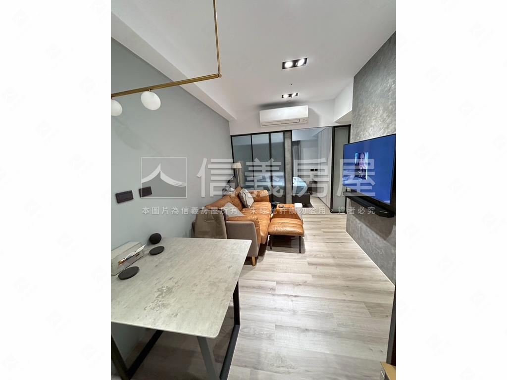 力璞立高樓兩房坡平車位房屋室內格局與周邊環境