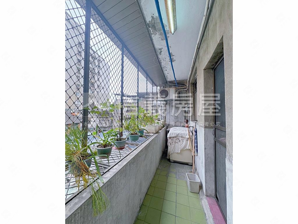 近頂溪捷運站永和公寓房屋室內格局與周邊環境