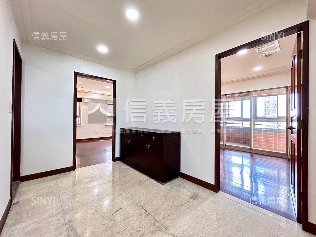 區公所天闊景觀採光大戶房屋室內格局與周邊環境