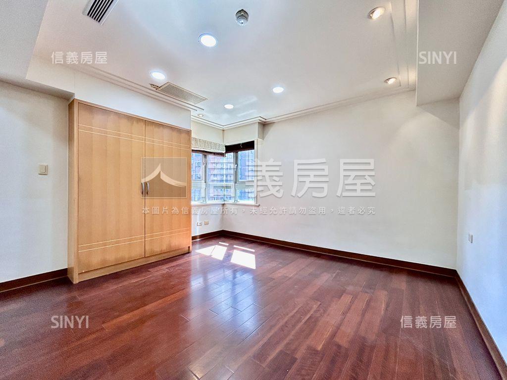 區公所天闊景觀採光大戶房屋室內格局與周邊環境