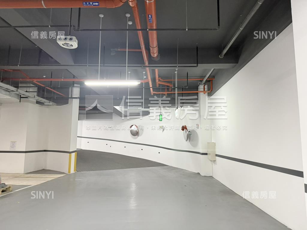 泰御天鑄宜居陽台雙車房屋室內格局與周邊環境