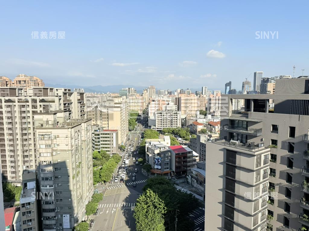 泰御天鑄宜居陽台雙車房屋室內格局與周邊環境