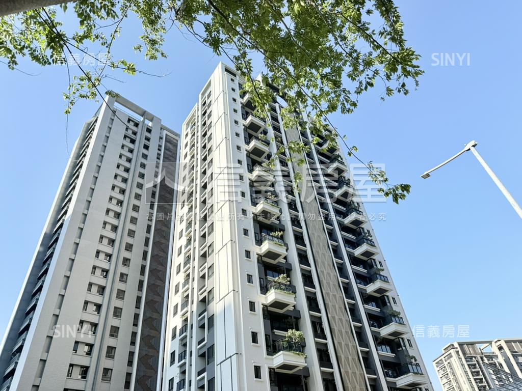 泰御天鑄宜居陽台雙車房屋室內格局與周邊環境