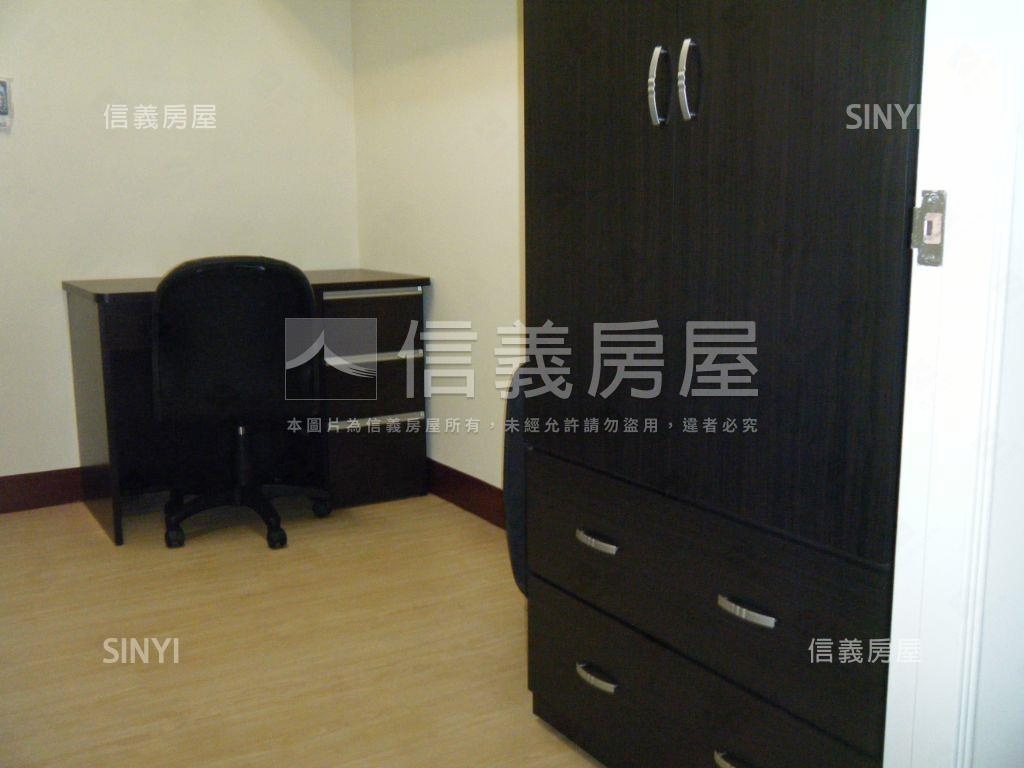 高醫學生收租滿租金雞母房屋室內格局與周邊環境