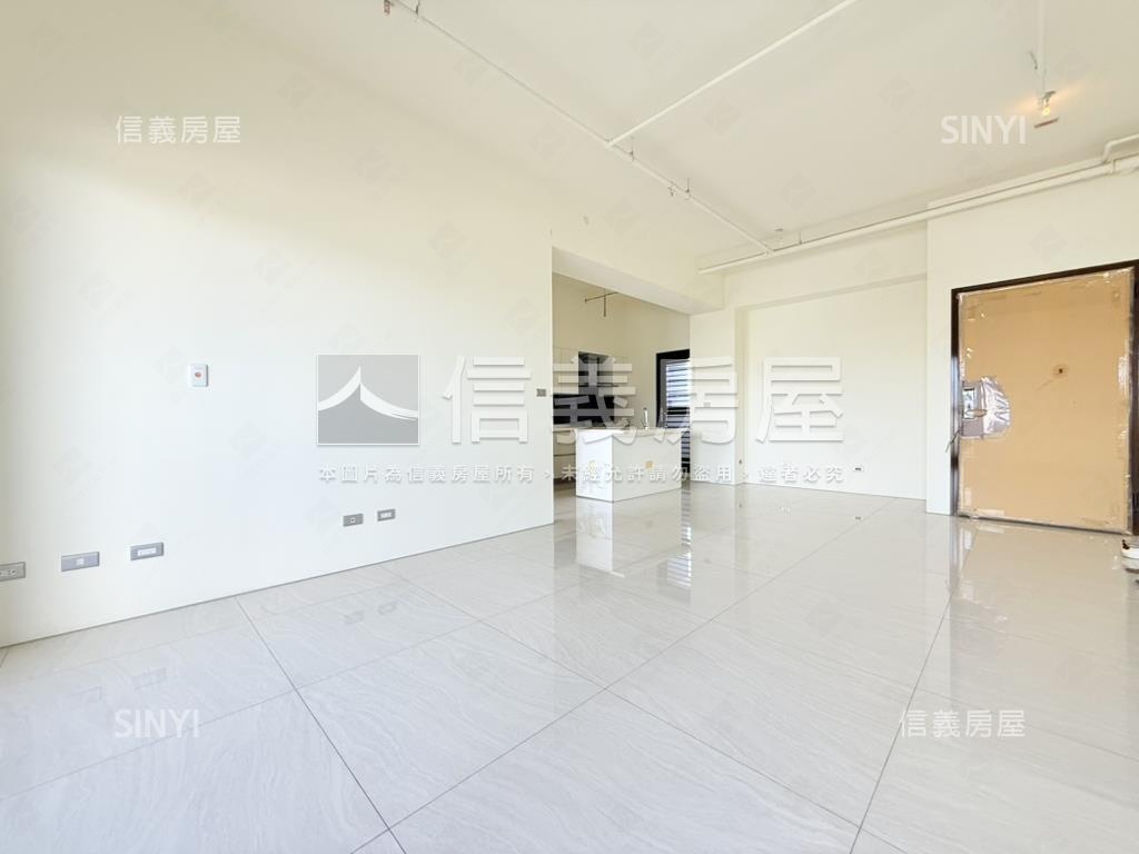 單元二全新未住三房雙平車房屋室內格局與周邊環境