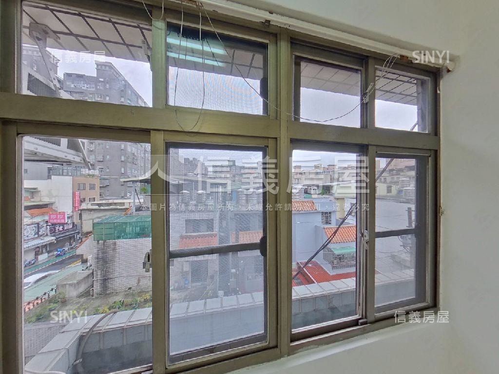 寶山街高採光大空間房屋室內格局與周邊環境