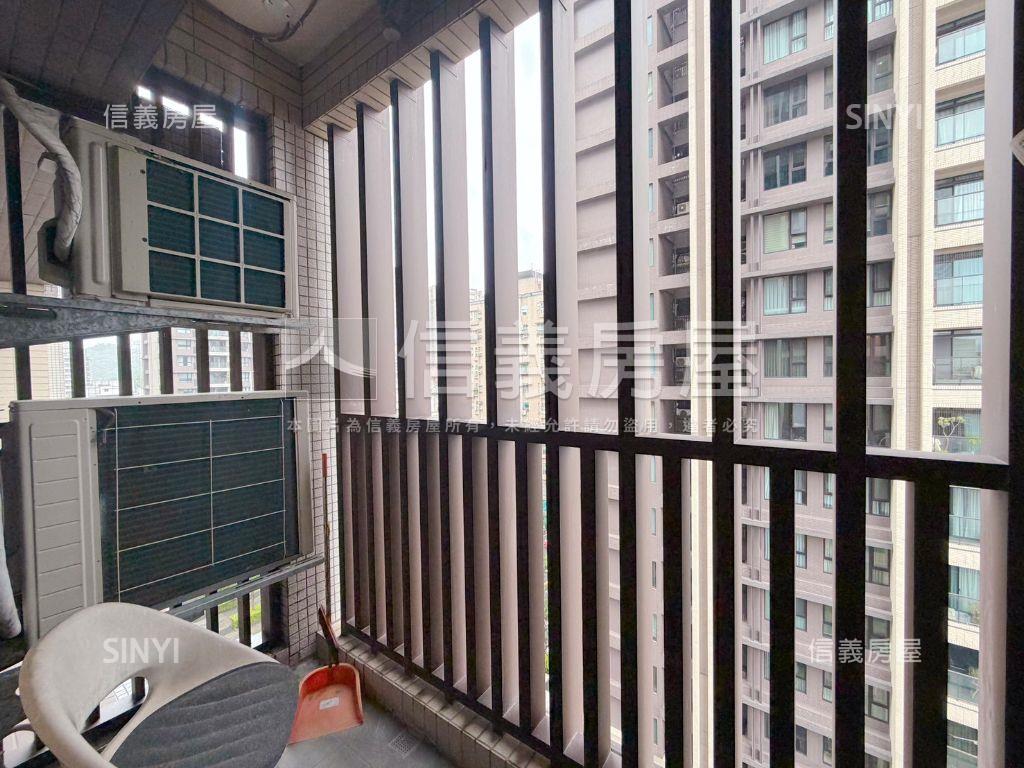 陽光沐浴。冠東採光帶車位房屋室內格局與周邊環境