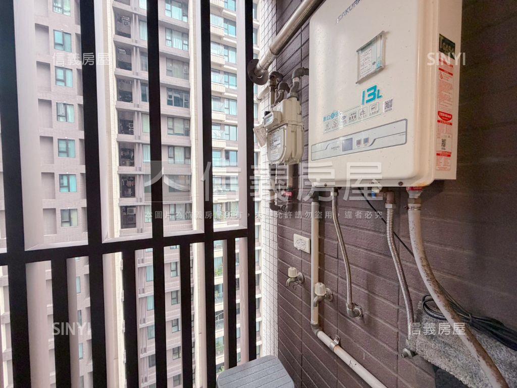 陽光沐浴。冠東採光帶車位房屋室內格局與周邊環境