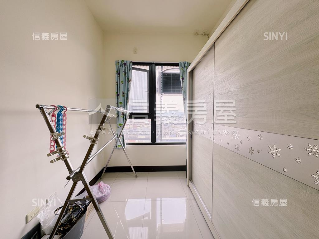 低總價★近捷運中樓層兩房房屋室內格局與周邊環境