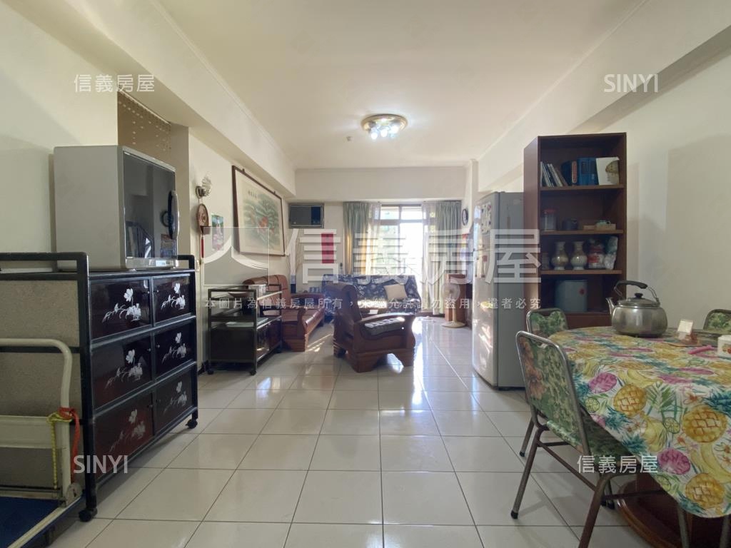 面中庭高樓長榮三房平車房屋室內格局與周邊環境