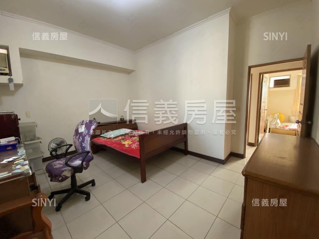 面中庭高樓長榮三房平車房屋室內格局與周邊環境