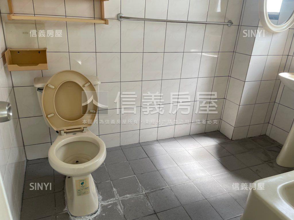 ㊣花壇街豪氣大面寬金店房屋室內格局與周邊環境