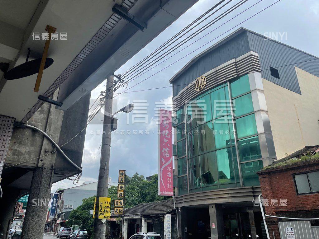 ㊣花壇街豪氣大面寬金店房屋室內格局與周邊環境