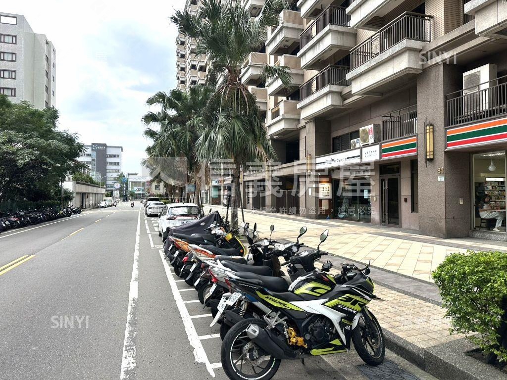 美力成邦。國美館三房車位房屋室內格局與周邊環境