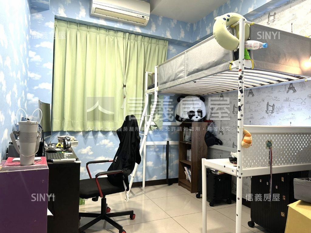 美力成邦。國美館三房車位房屋室內格局與周邊環境