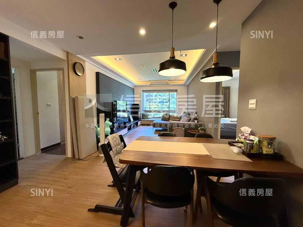ＭＲＴ皇翔質感三房車位房屋室內格局與周邊環境