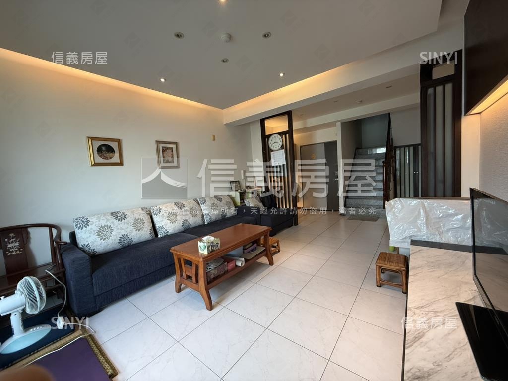 正興國小旁平車採光樓中樓房屋室內格局與周邊環境