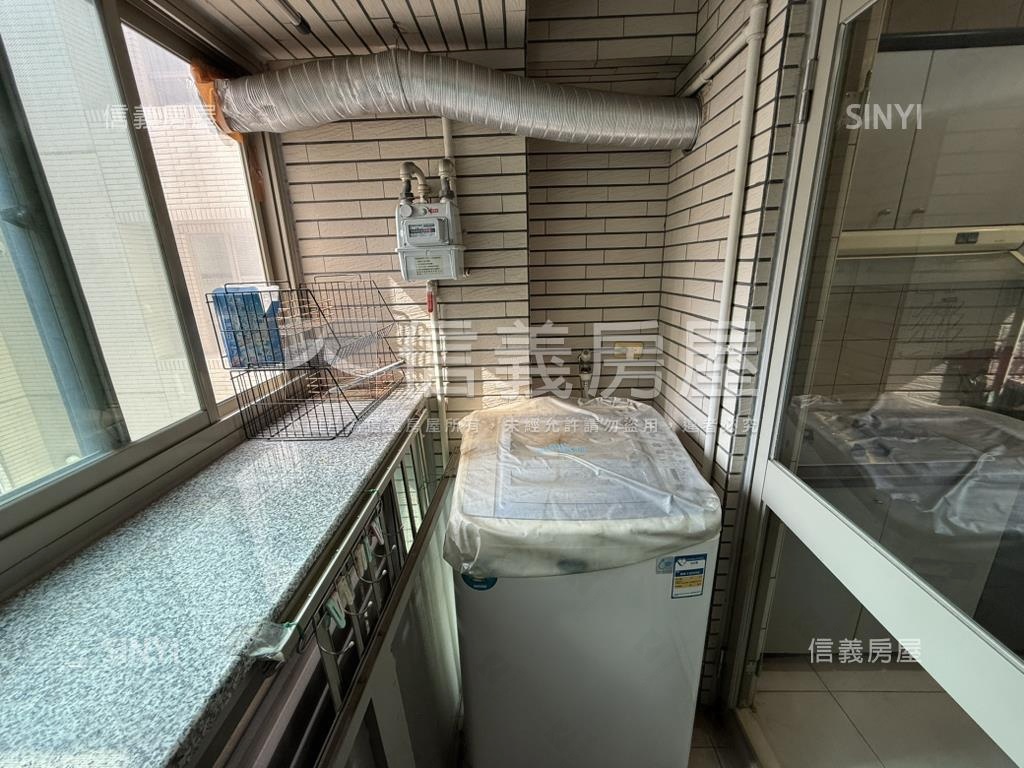 正興國小旁平車採光樓中樓房屋室內格局與周邊環境