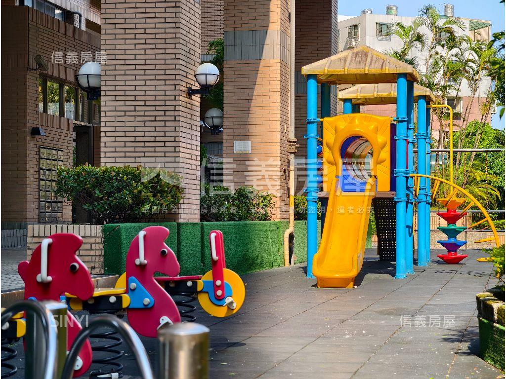 潤泰新大陸豪美樓中樓房屋室內格局與周邊環境