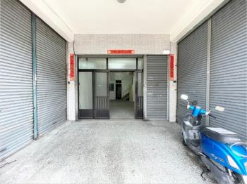 立人高中旁臨路透店