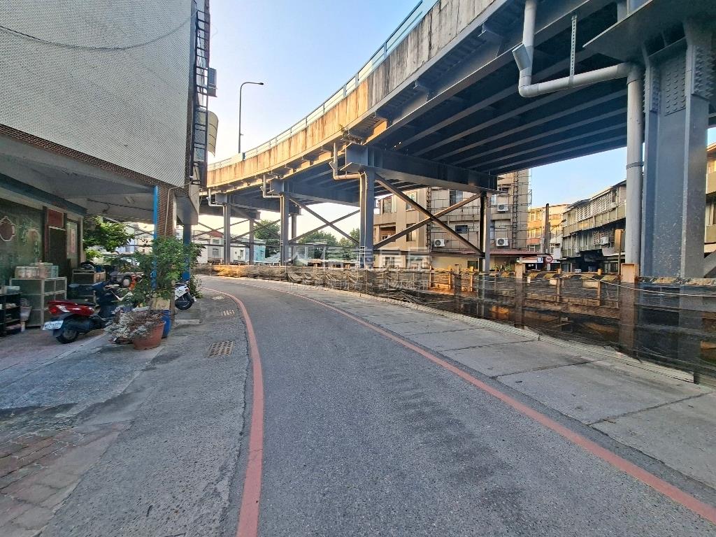 鐵路潛力｜北區長榮路美地房屋室內格局與周邊環境