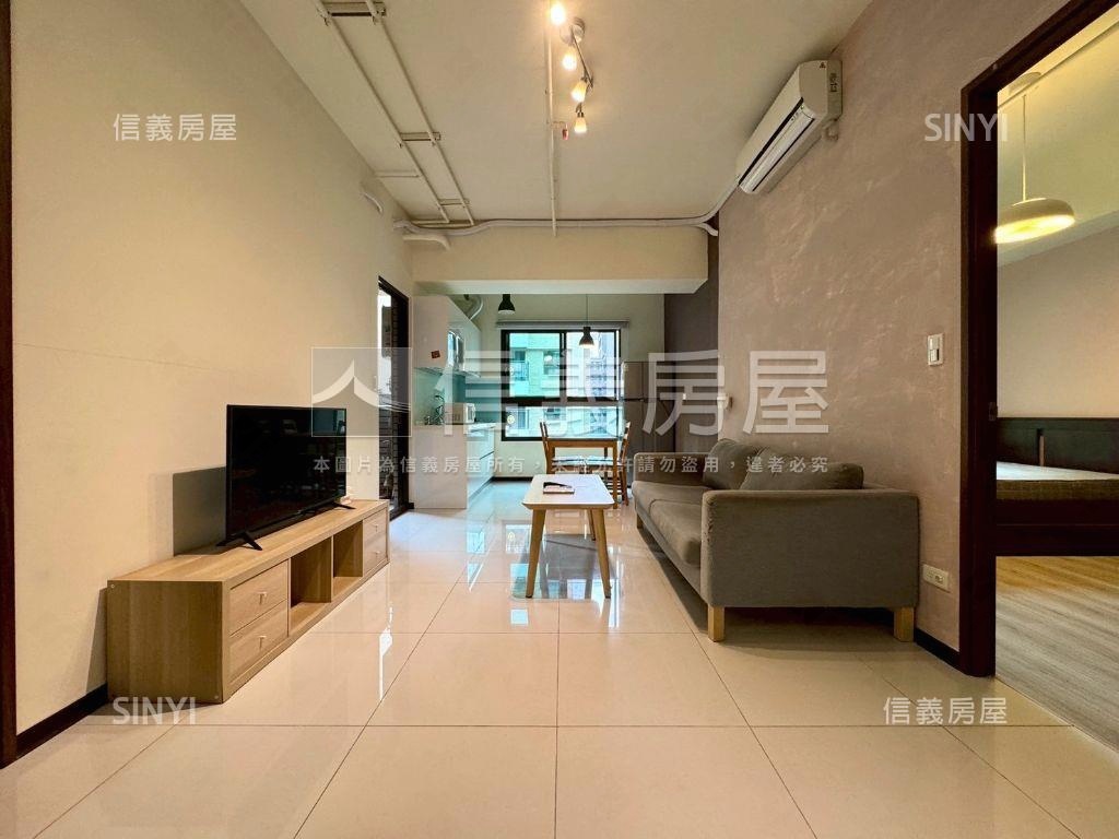 專任微笑城市美三房車位房屋室內格局與周邊環境