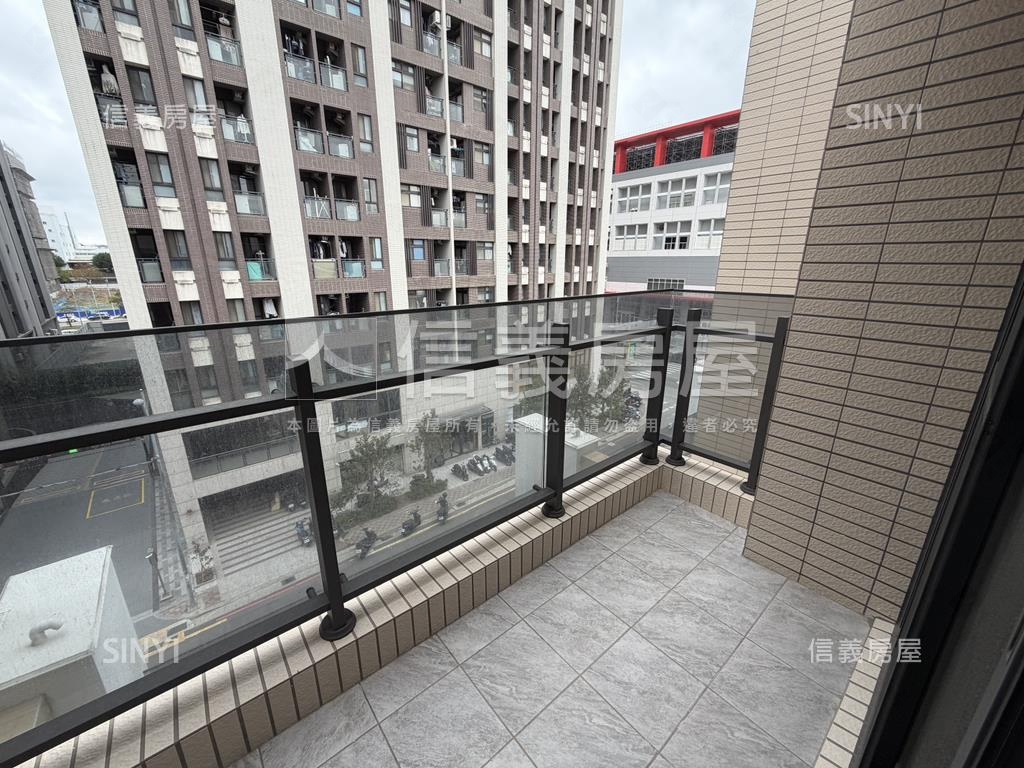 宸圓大埔蒔序電梯美墅房屋室內格局與周邊環境