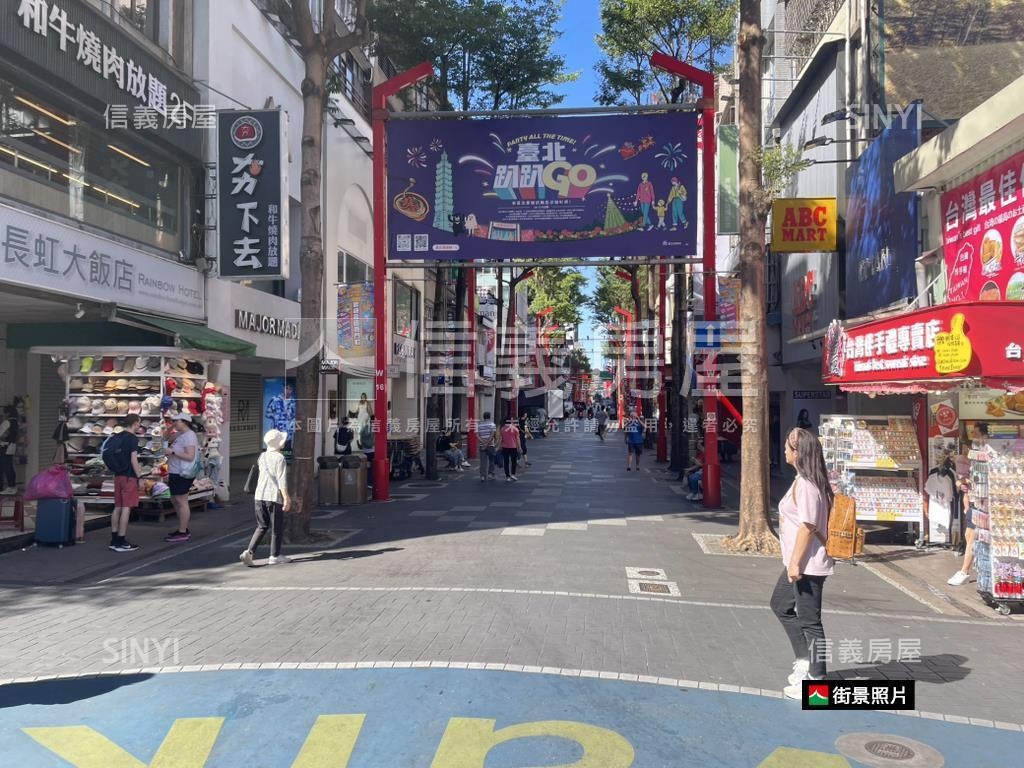 西門町稀有三角窗２樓店面房屋室內格局與周邊環境