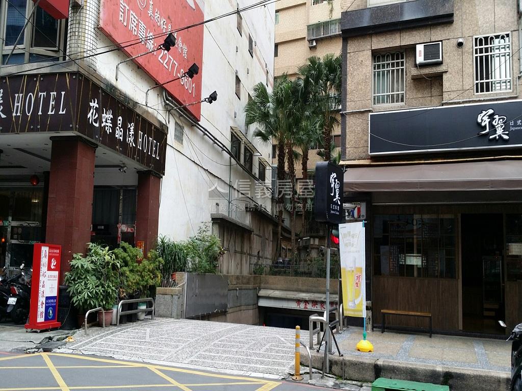 正中港路【店面】房屋室內格局與周邊環境