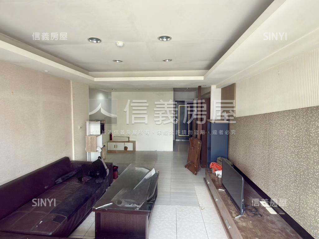 東區吉寶市溫馨三房＋車位房屋室內格局與周邊環境