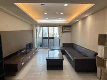 東區吉寶市溫馨三房＋車位