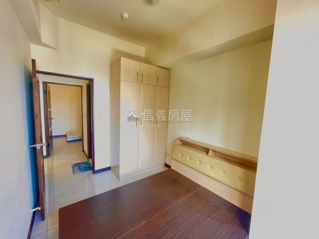 鴻築吾江採光兩房車位房屋室內格局與周邊環境