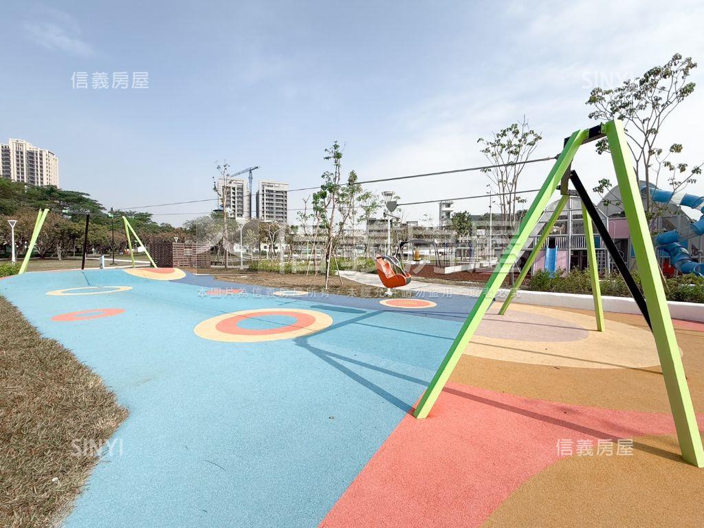 【柏克萊】景觀兩房平車房屋室內格局與周邊環境