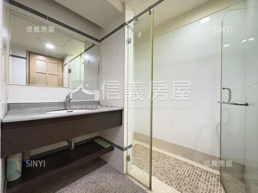 ✦太子ＬＶ✦套房雙平車位房屋室內格局與周邊環境