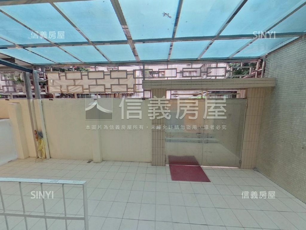 信義區優質裝潢庭院美居房屋室內格局與周邊環境