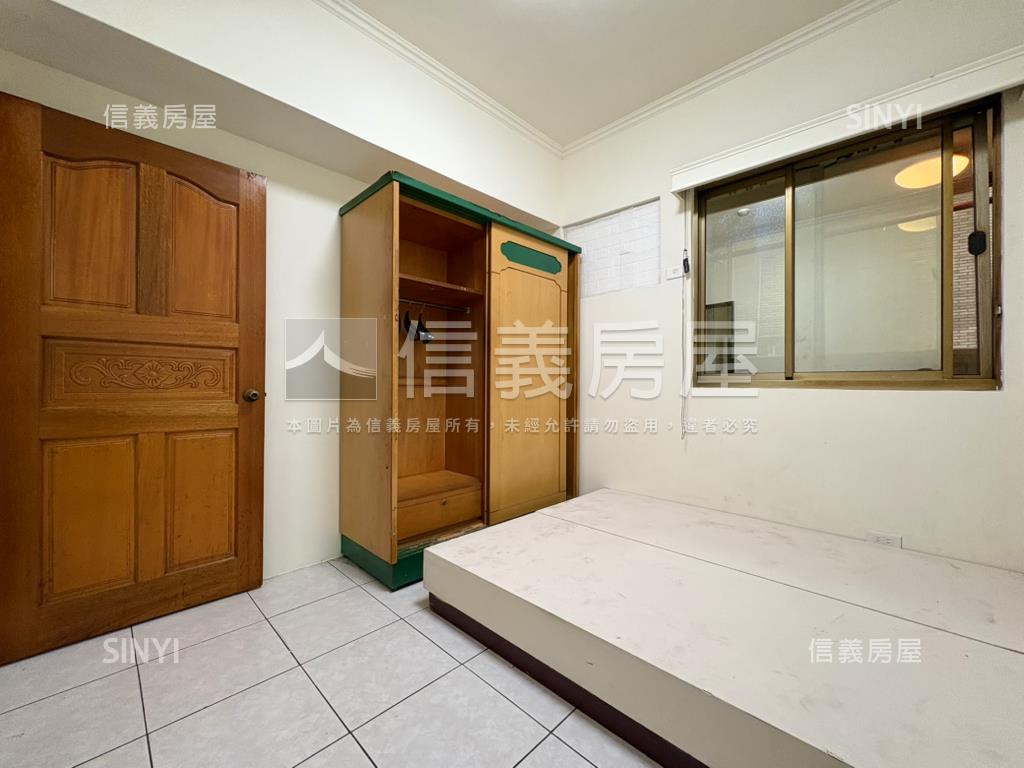 ★三峽市中心景觀電梯三房房屋室內格局與周邊環境