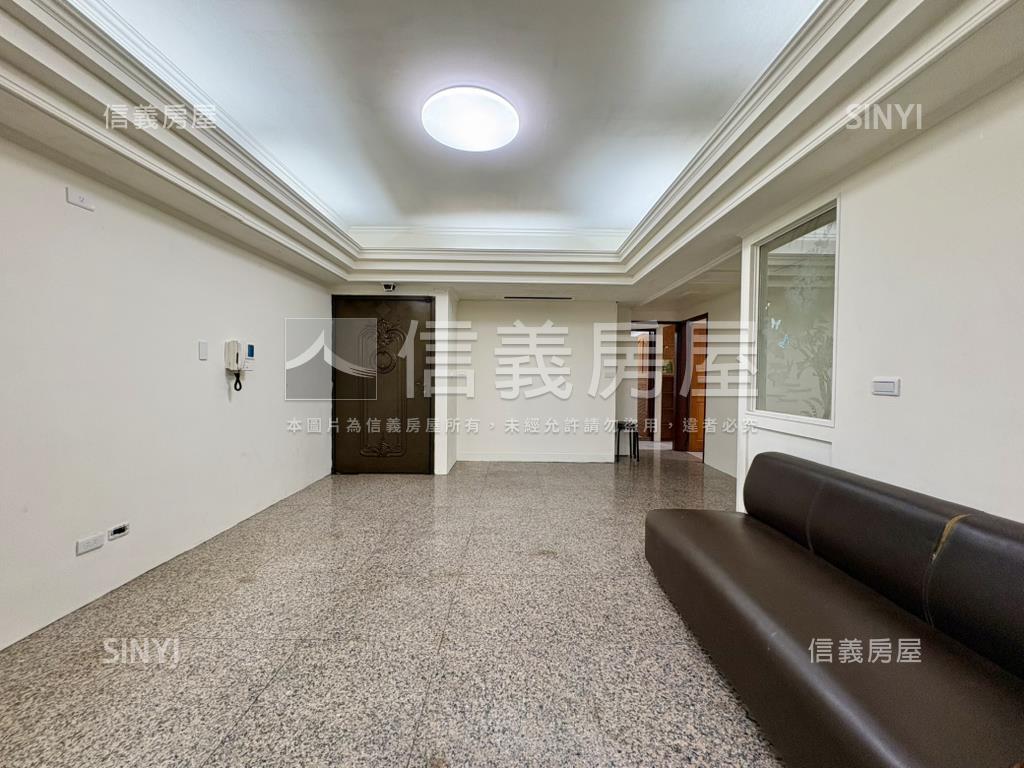 ★三峽市中心景觀電梯三房房屋室內格局與周邊環境