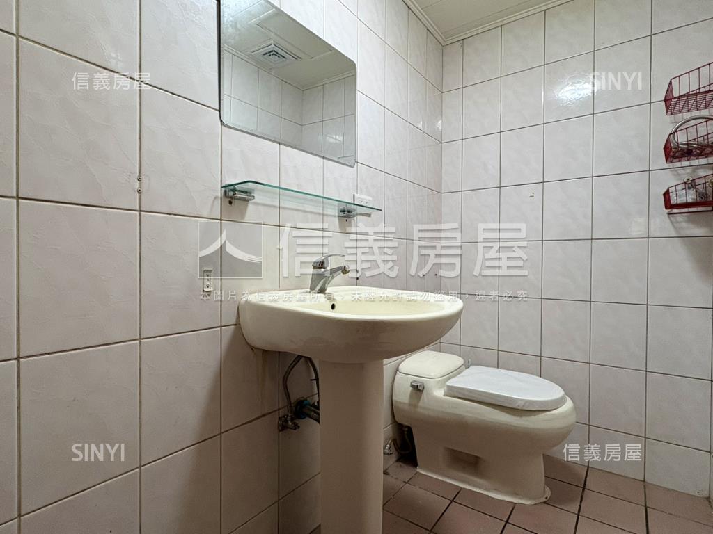 ★三峽市中心景觀電梯三房房屋室內格局與周邊環境