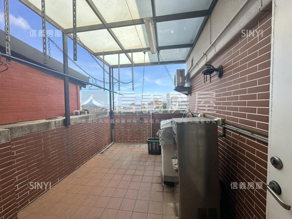沙鹿弘光旁免整理１６套房屋室內格局與周邊環境