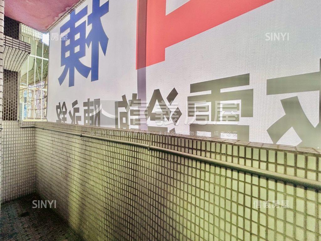 西屯正太原路臨路商用透天房屋室內格局與周邊環境