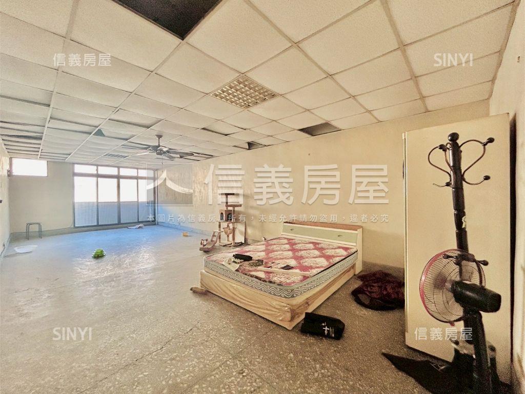 西屯正太原路臨路商用透天房屋室內格局與周邊環境