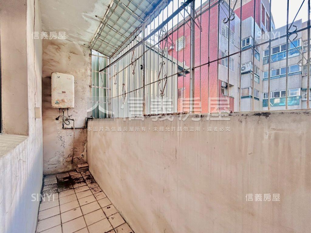 西屯正太原路臨路商用透天房屋室內格局與周邊環境
