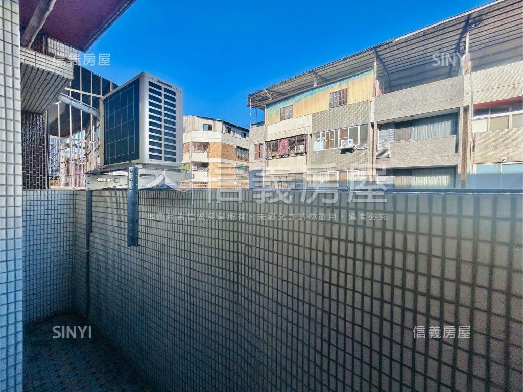 西屯正太原路臨路商用透天房屋室內格局與周邊環境