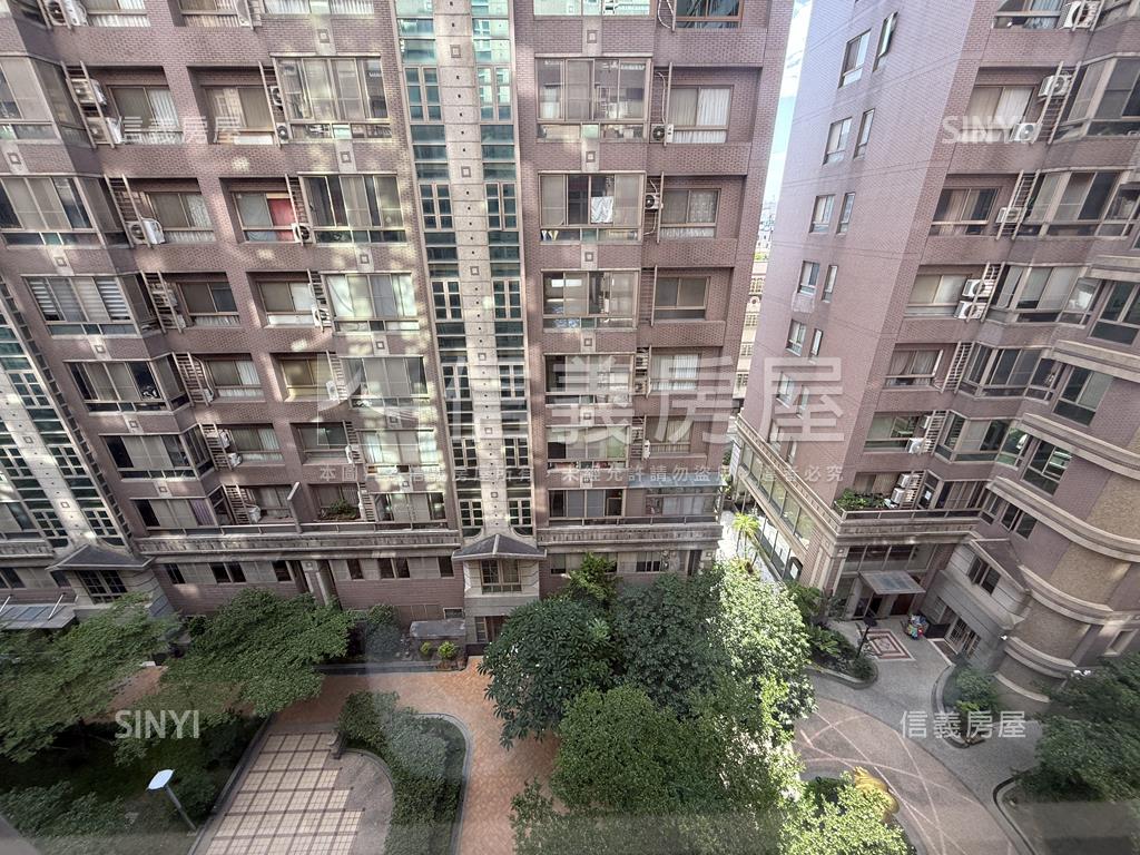 哈佛｜邊間採光四房車位房屋室內格局與周邊環境