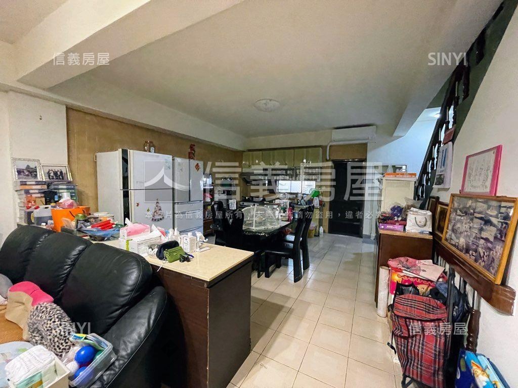 文化中心大面寬吃市金店面房屋室內格局與周邊環境