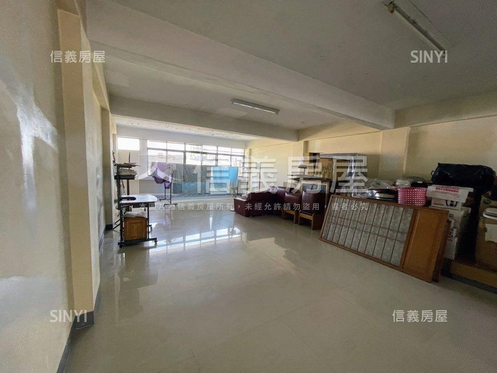 文化中心大面寬吃市金店面房屋室內格局與周邊環境