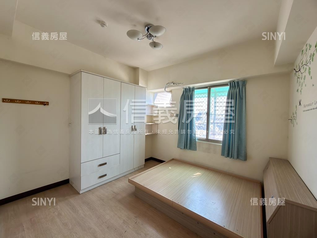 橋頭高雄大地四房雙車位房屋室內格局與周邊環境