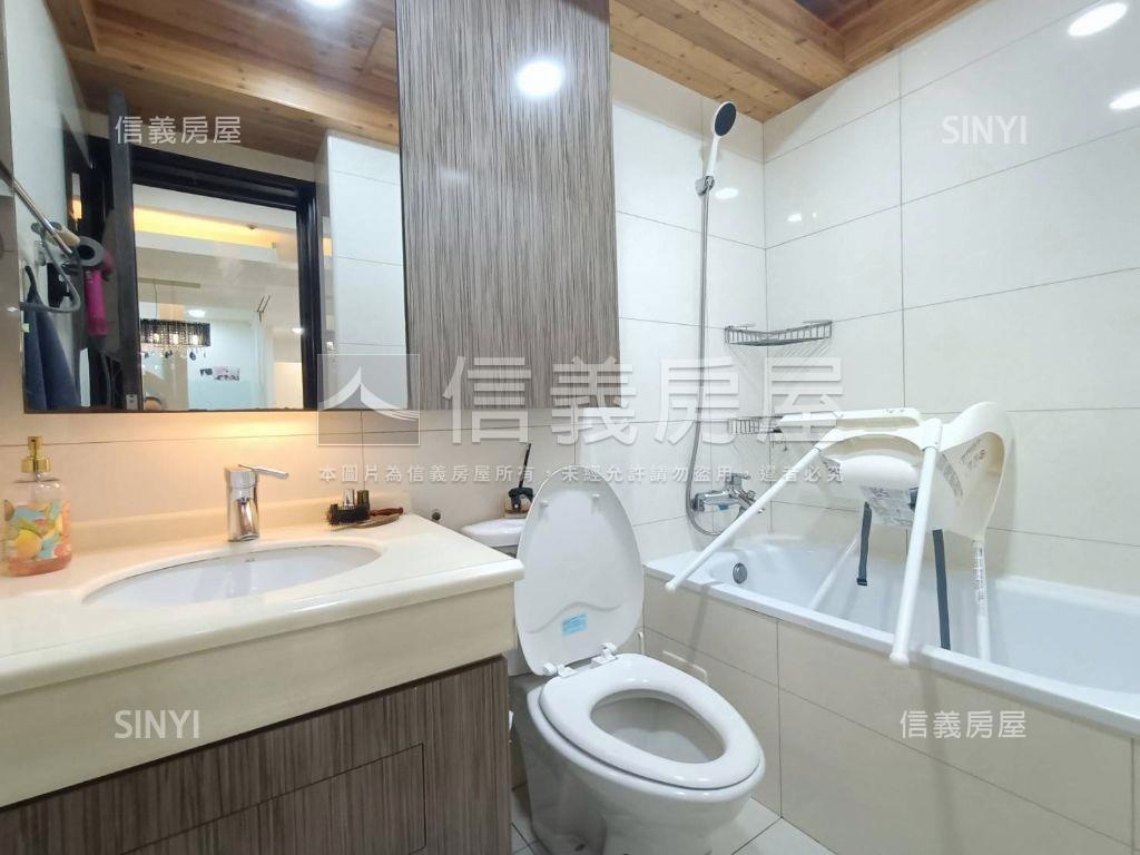 捷運方正三房車位房屋室內格局與周邊環境