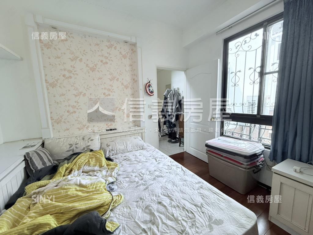 東山旁大氣邊間豪墅房屋室內格局與周邊環境